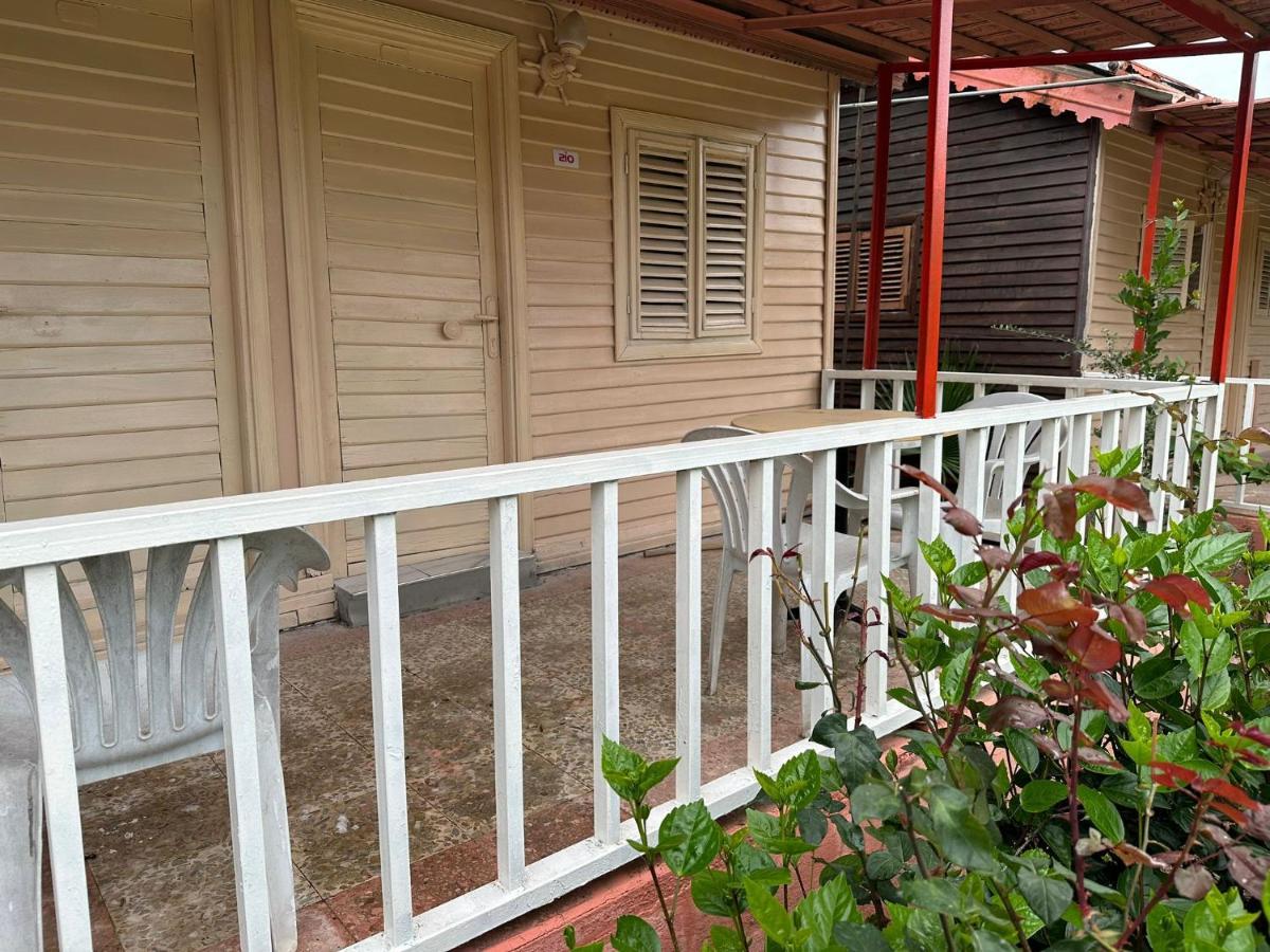 Toll Garden Hotel Side